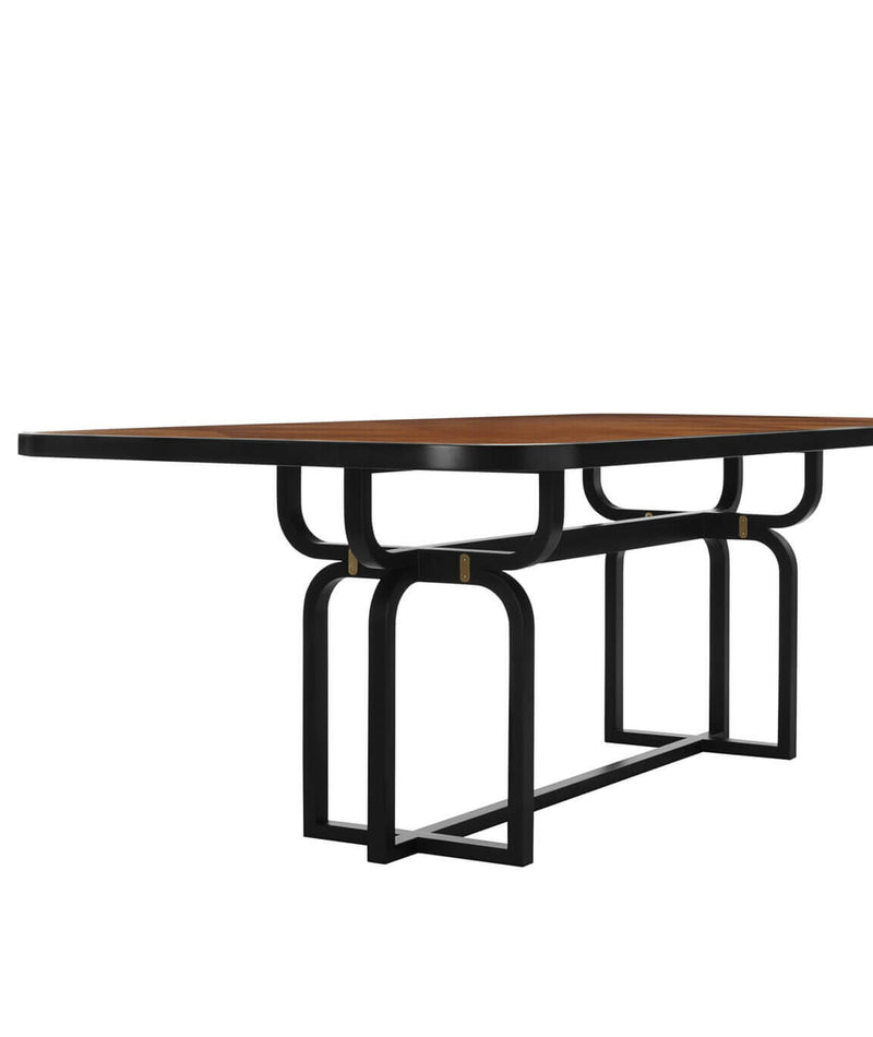 Caryllon – Dining Tables