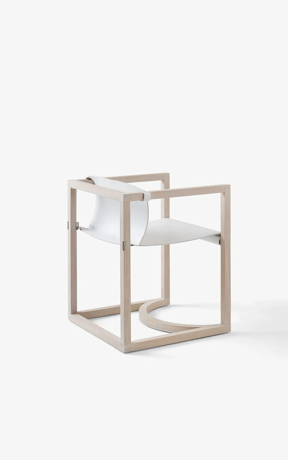 Capa Chair