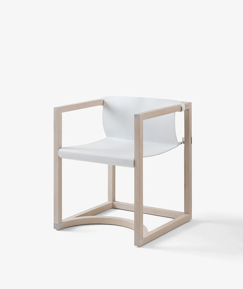 Capa Chair