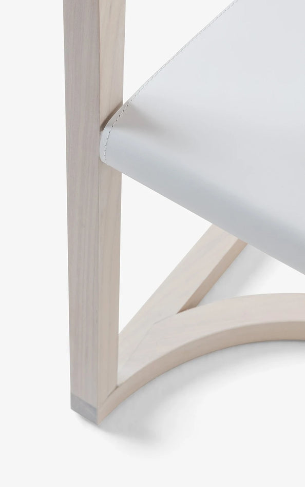 Capa Chair