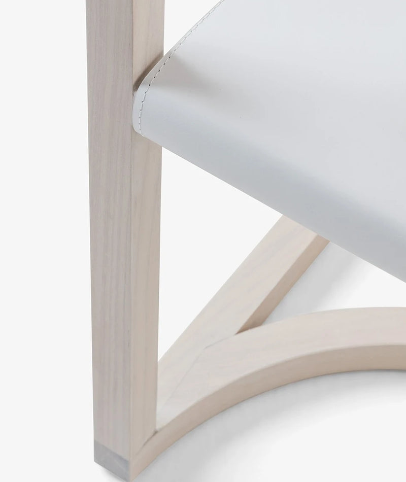 Capa Chair