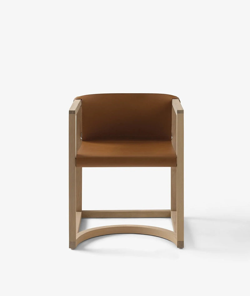 Capa Chair