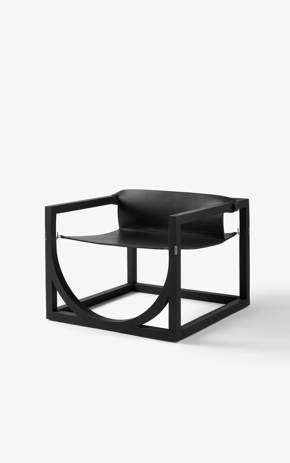 Capa Lounge Chair