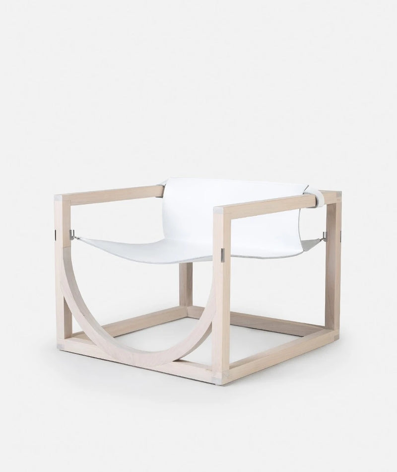 Capa Lounge Chair