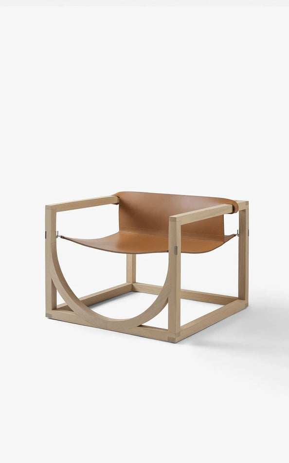 Capa Lounge Chair