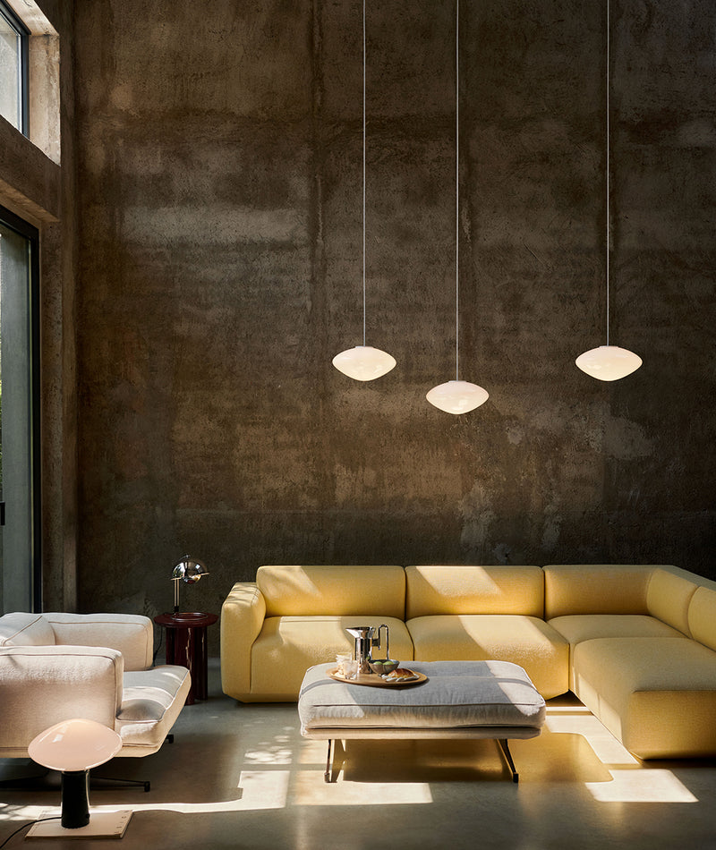 Develius Sofa EV1–EV2