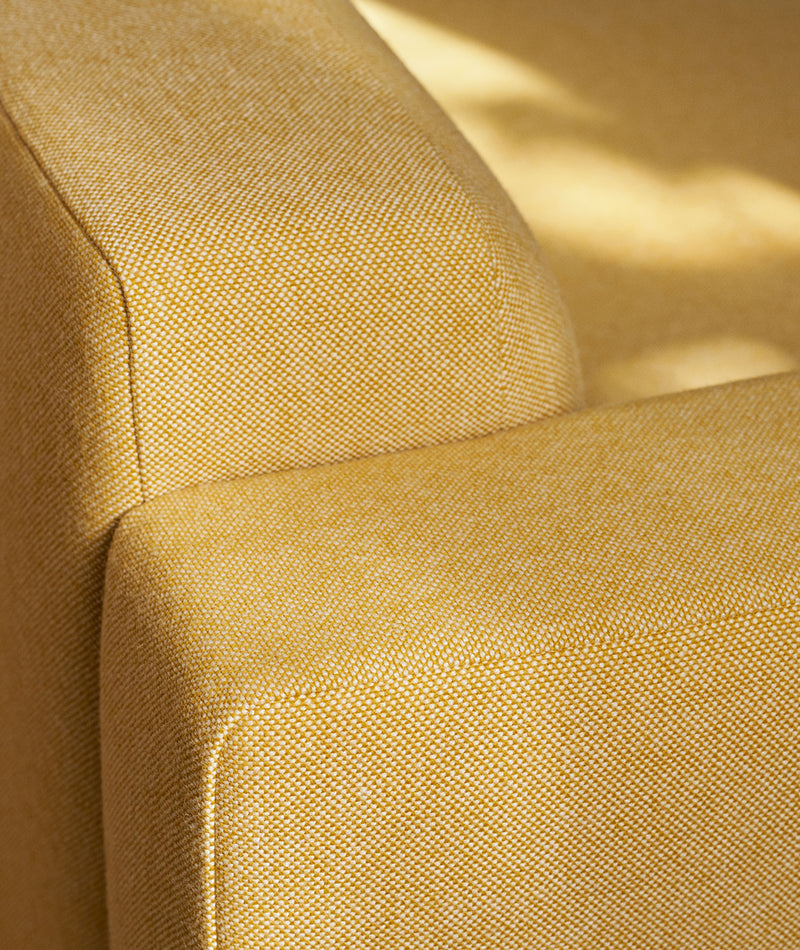 Develius Sofa EV1–EV2