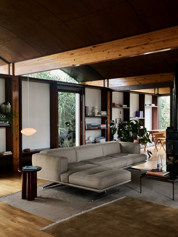 Inland AV42 Sofa