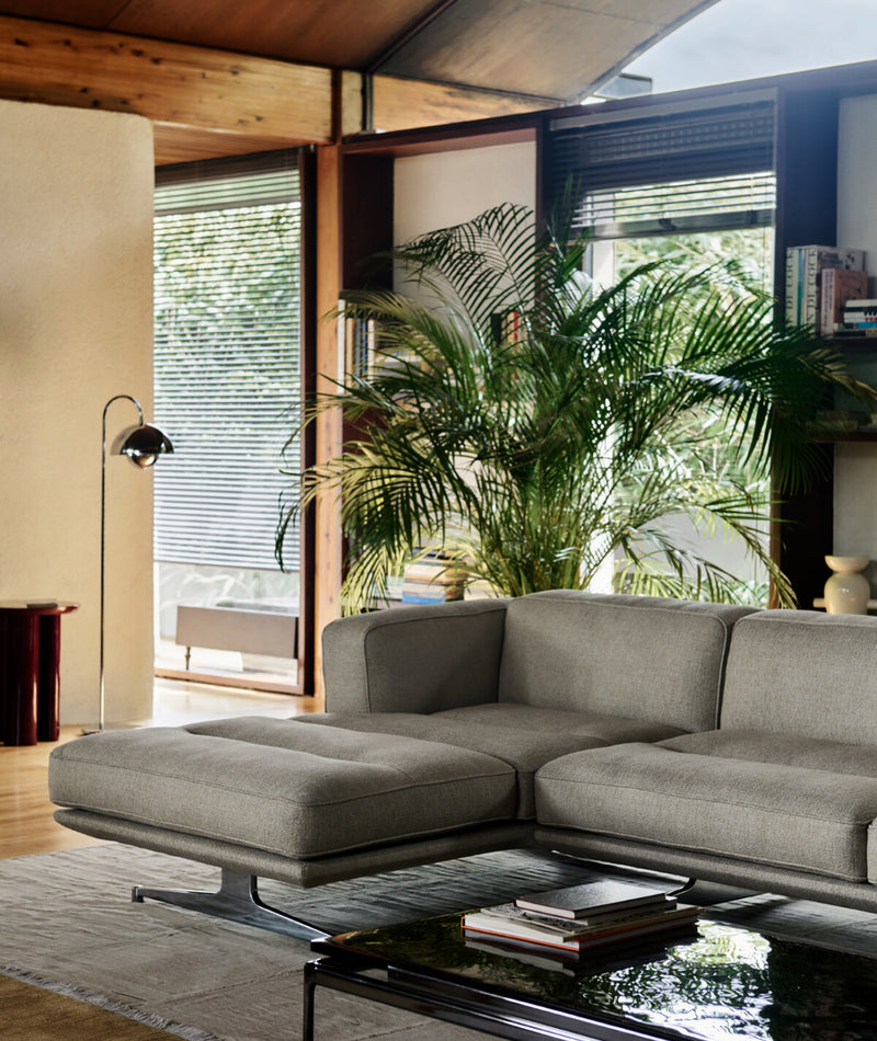 Inland AV42 Sofa