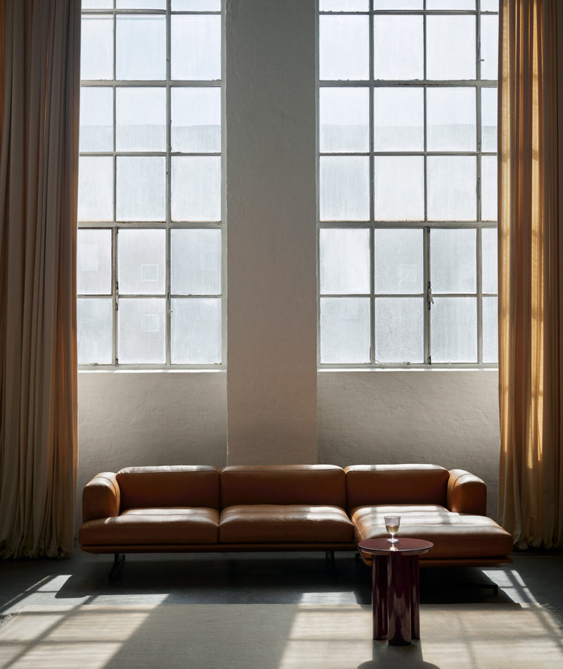 Inland AV42 Sofa