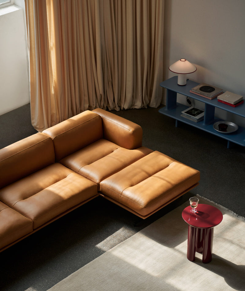 Inland AV42 Sofa