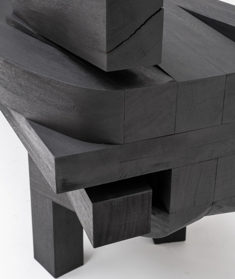 Zoumey desk 012024