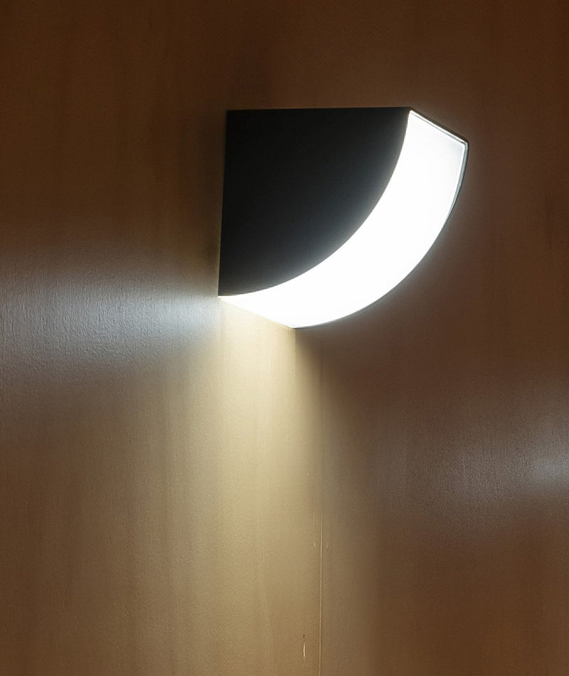 Phase Wall Sconce