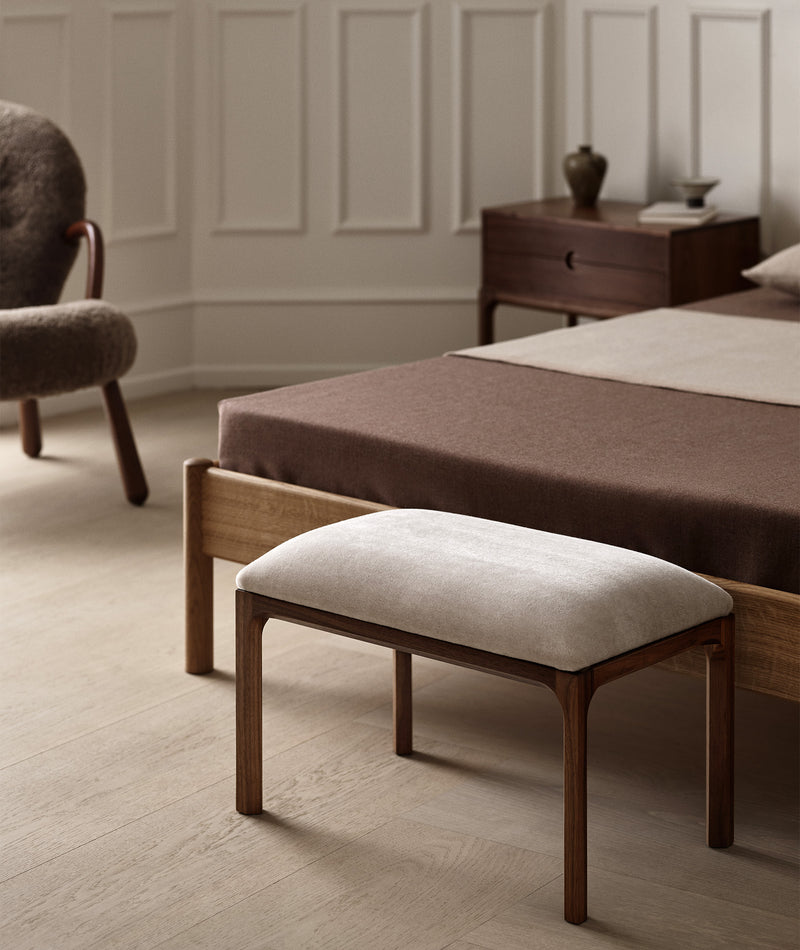 Entre Stool