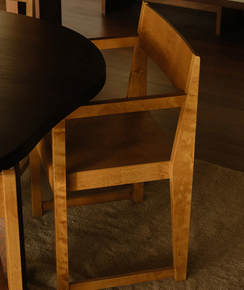 Armrest Chair 01