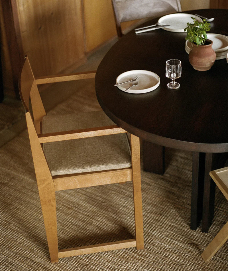 Armrest Chair 01