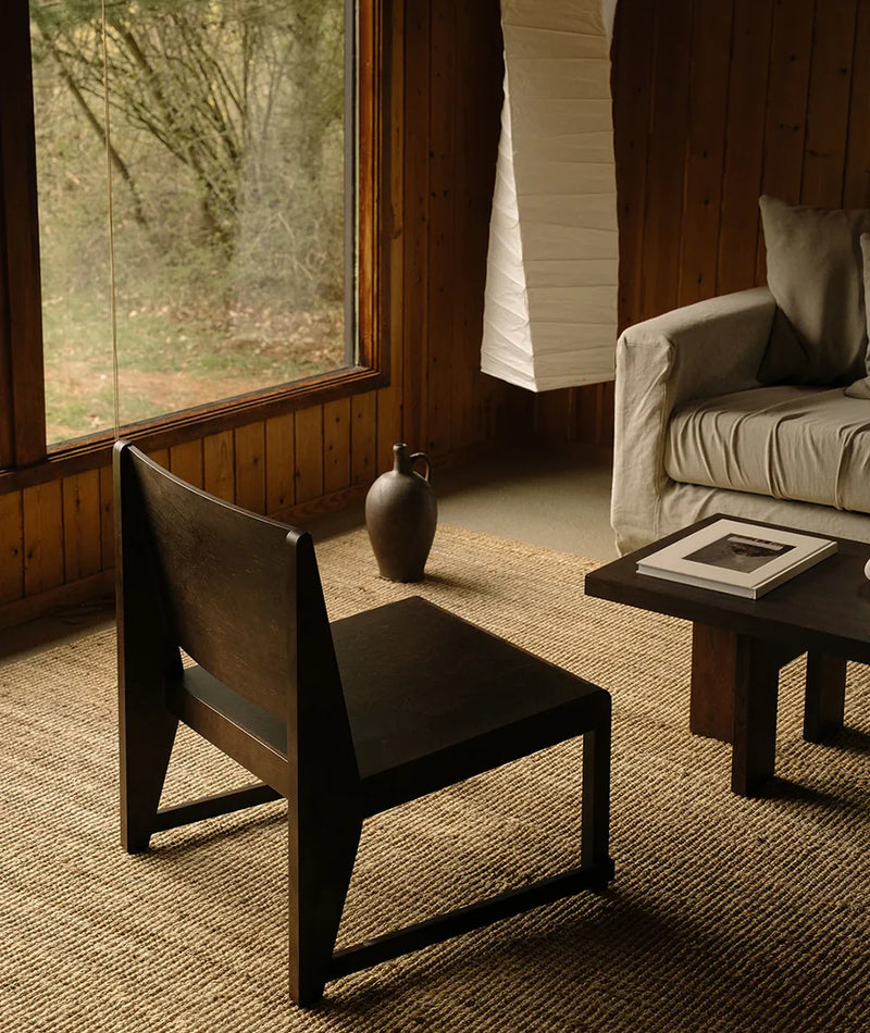 Easy Chair 01