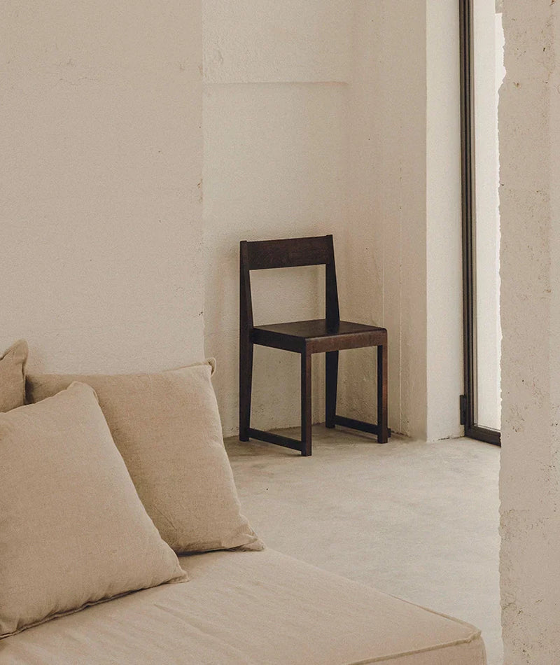 Chair 01
