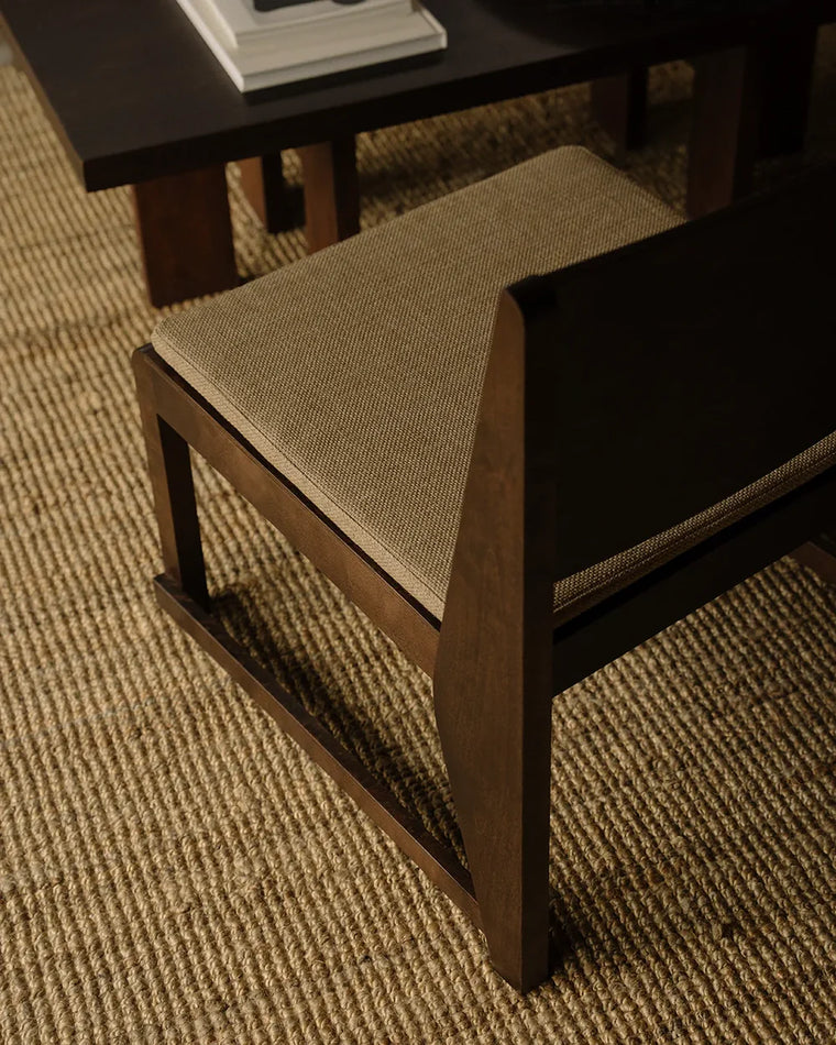 Easy Chair 01