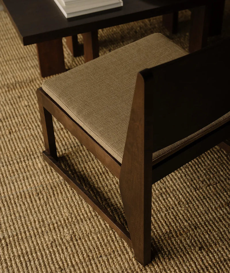 Easy Chair 01