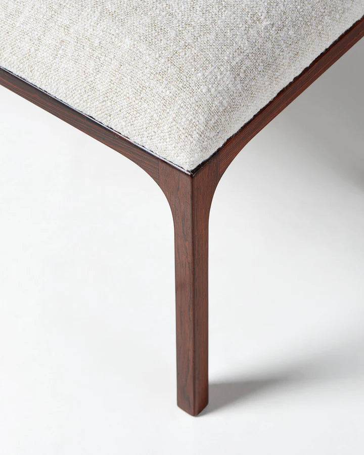 Entre Stool