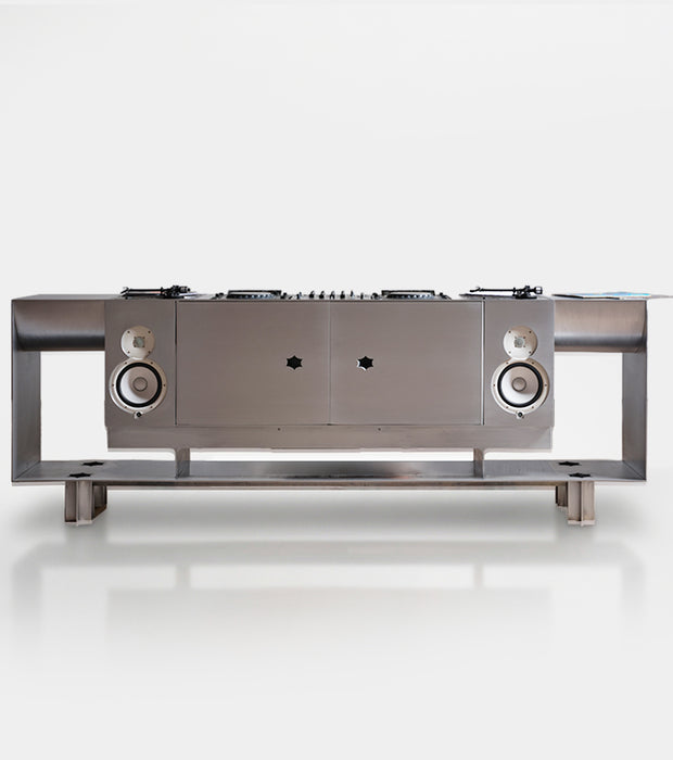 Credenza (Aluminum)