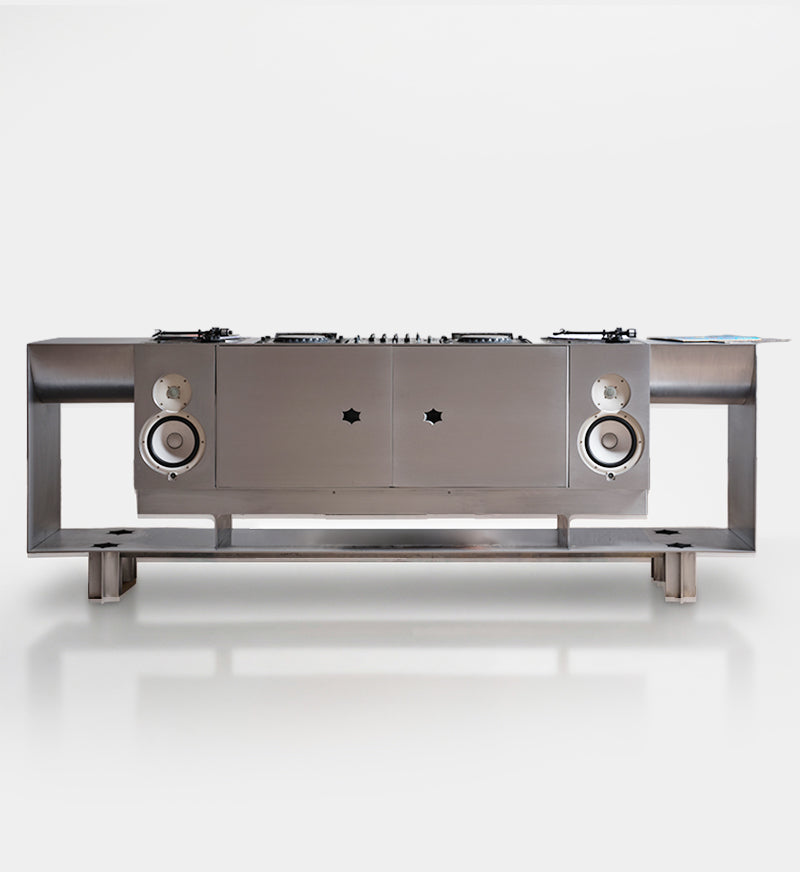 Credenza (Aluminum)