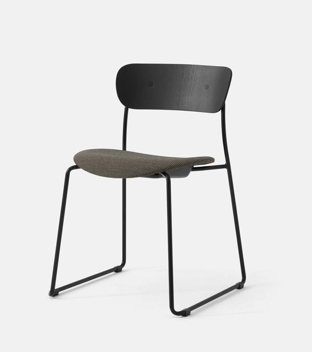 Pavilion AV52 Chair