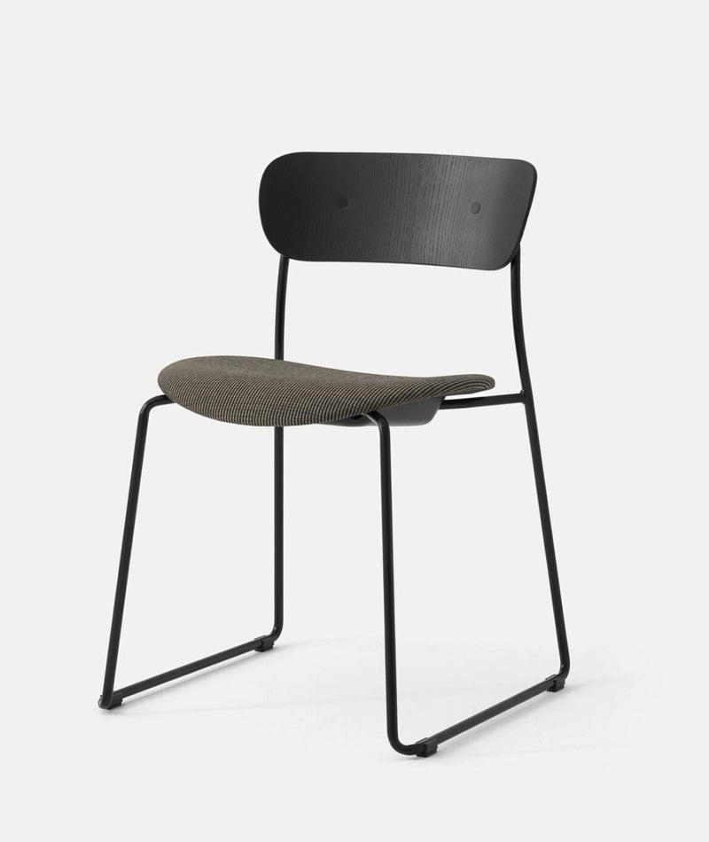 Pavilion AV52 Chair