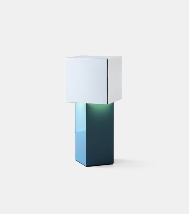Pivot ATD7 Lamp