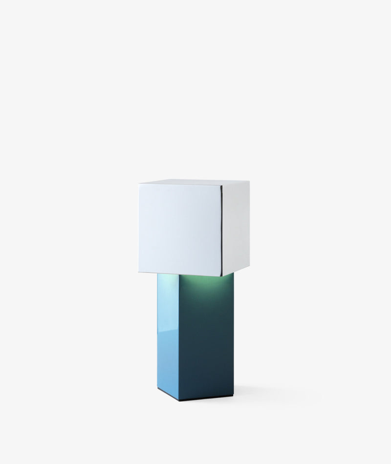 Pivot ATD7 Lamp