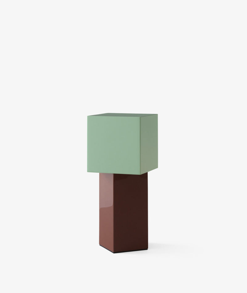 Pivot ATD7 Lamp