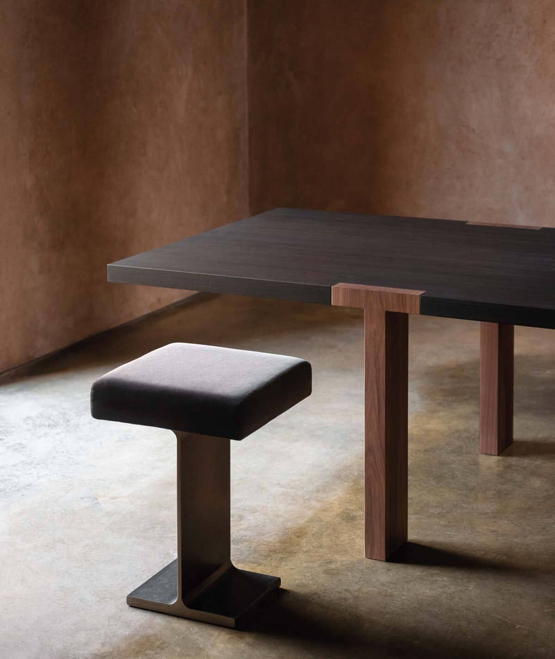 Trono Stool