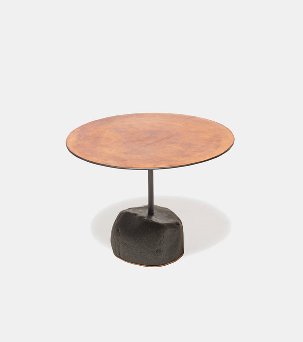 Grounded Circle Table